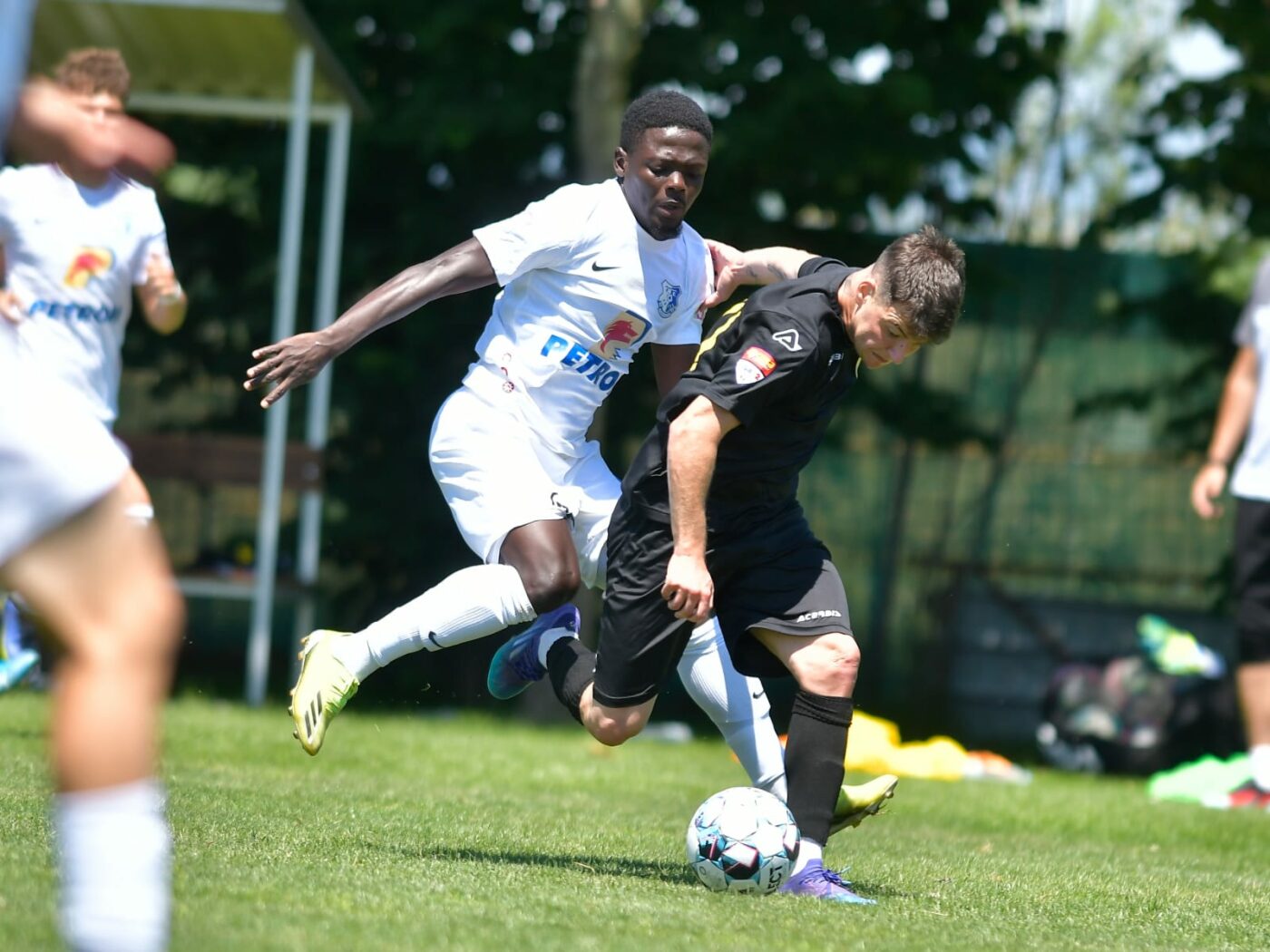 FC Brașov a pierdut amicalul cu Farul, Hagi a fost mulțumit de replica echipei din Liga 2: ”Ne-au întins bine!” Concluziile lui Dan Alexa