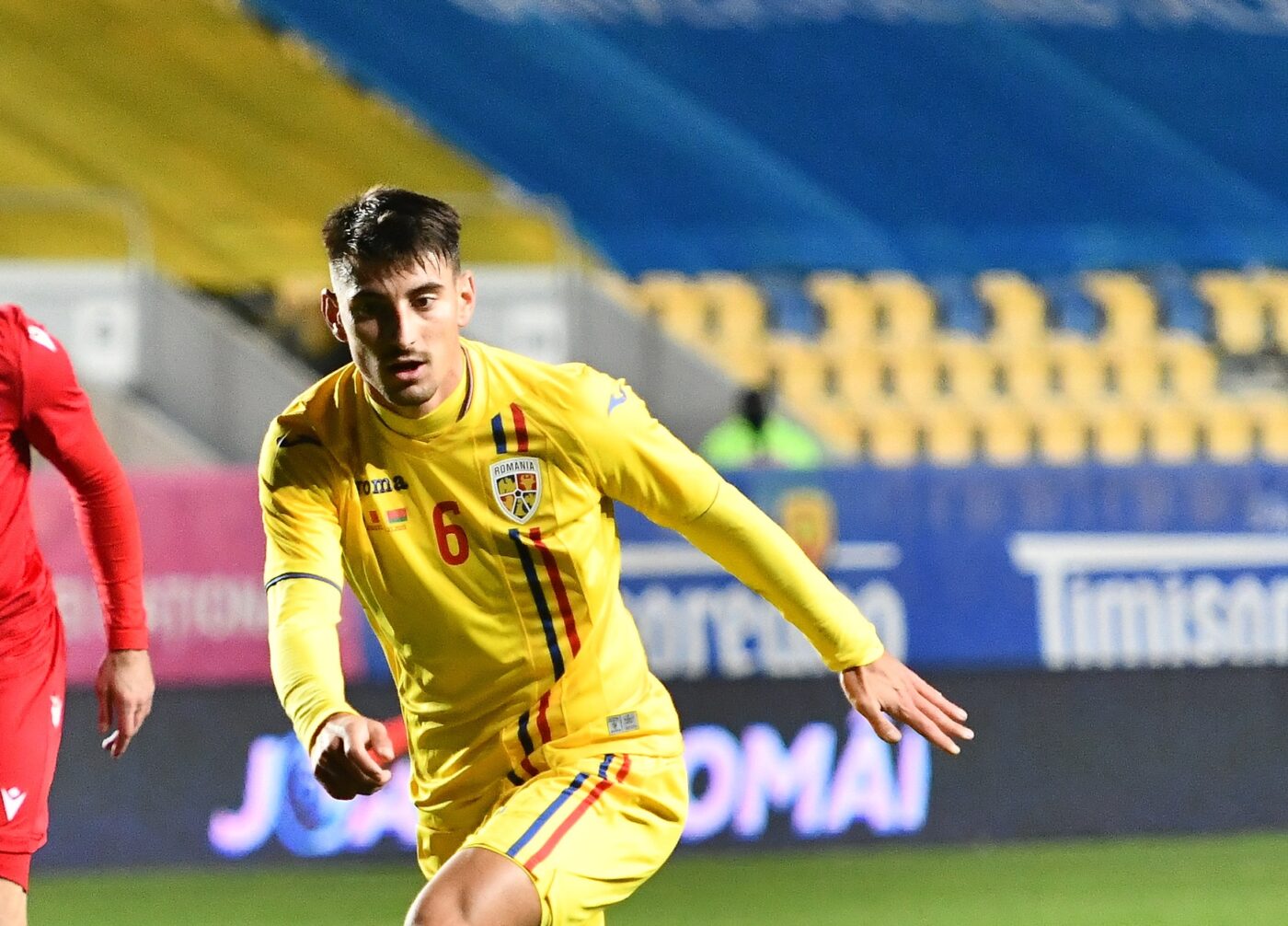 Iulian Cristea se operează în Italia și nu va mai juca în 2022! Ce chirurg celebru se va ocupa de intervenția fotbalistului lui Gigi Becali