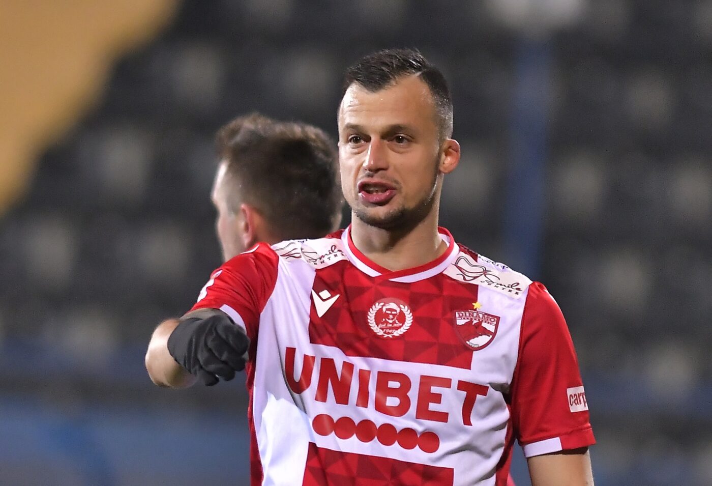 Adevărul iese la iveală! Primul fotbalist care recunoaște că tot ce a scris ProSport despre nemulțumirile jucătorilor legate de Uhrin e adevărat: „Nu a făcut nimic”