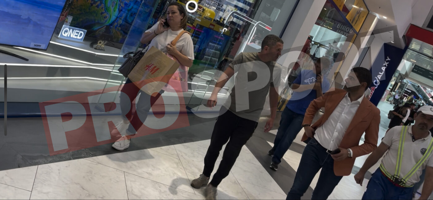 Cătălin Munteanu și Dani Coman au lăsat rivalitatea la o parte și au mers împreună la un mall din București! Cum au fost surprinși „Cap de zmeu” și „Robocop” | VIDEO & FOTO EXCLUSIV