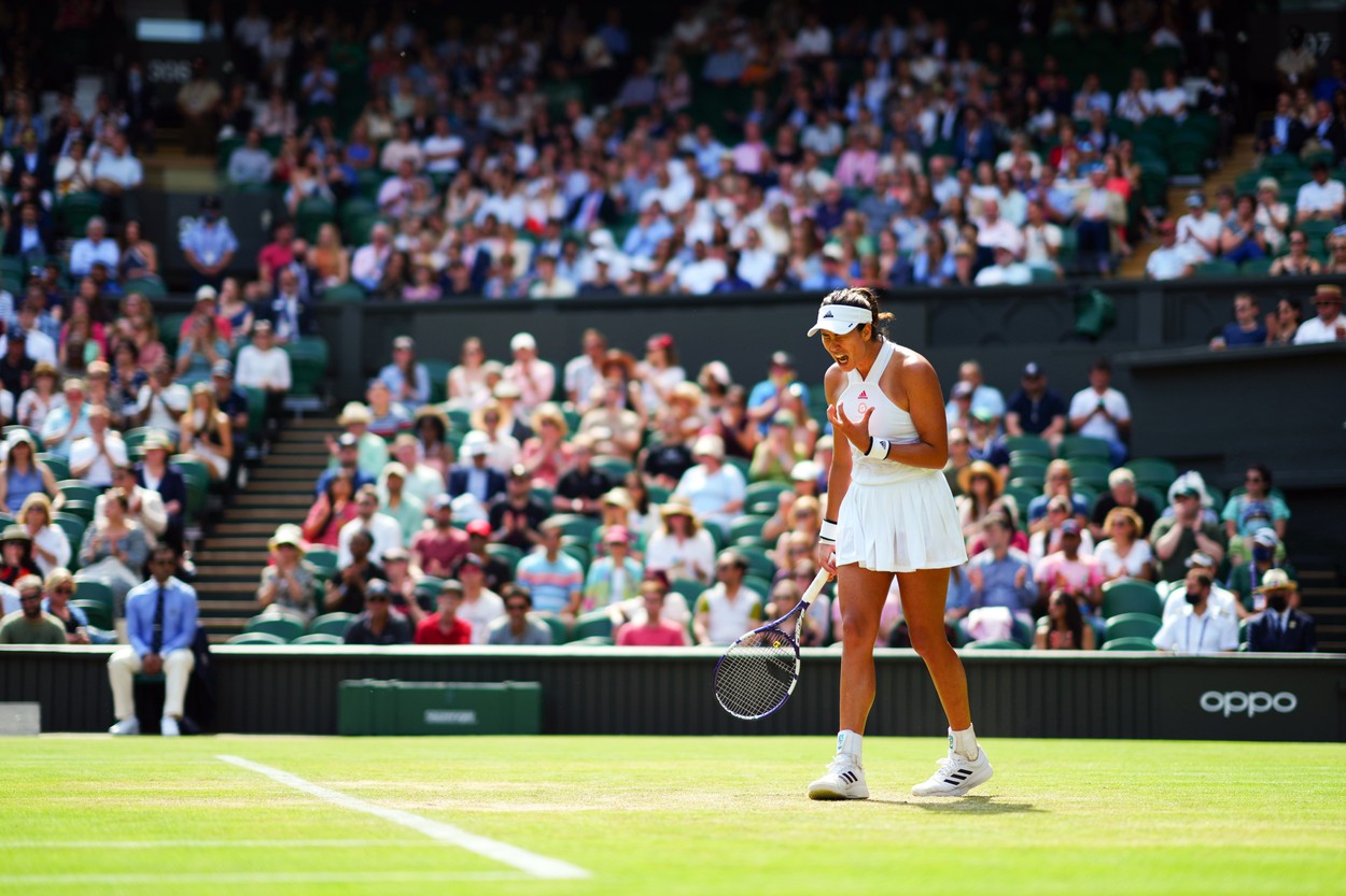 Încă un șoc pe jumătatea de tablou a Simonei Halep la Wimbledon! Garbine Muguruza a părăsit turneul în lacrimi, încă din primul tur