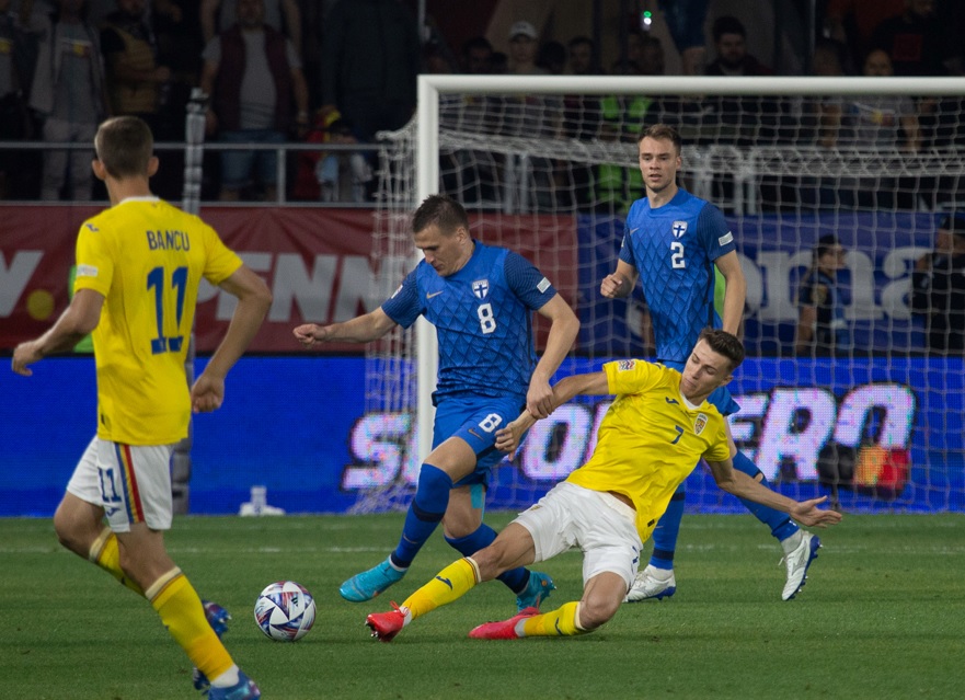A fost Tavi Popescu cel mai slab fotbalist al României în meciul cu Finlanda? Verdictul lui Ilie Dumitrescu despre „perla” lui Gigi Becali