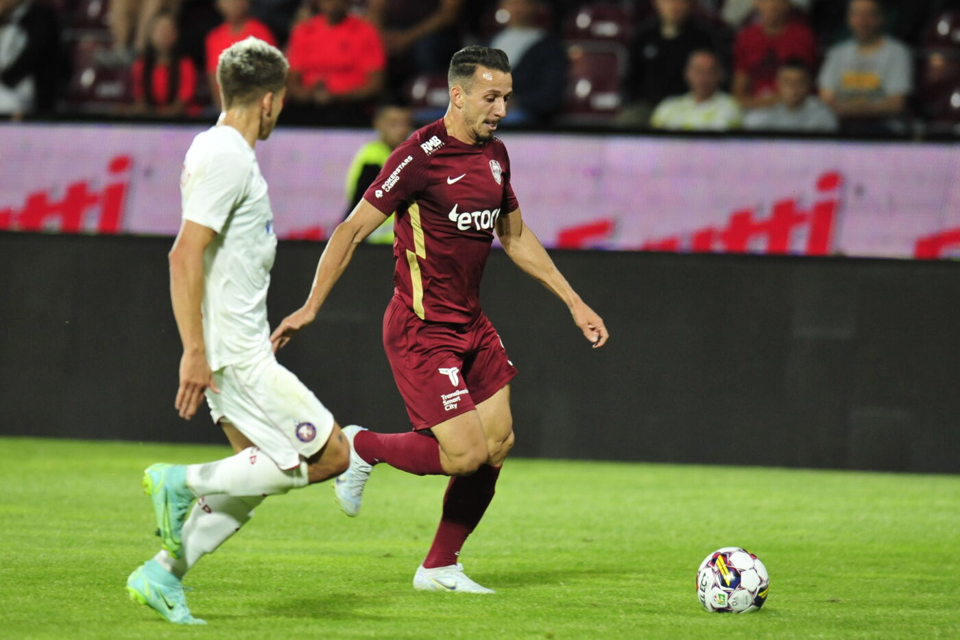 Oficialul lui CFR Cluj clarifică situația lui Roger, atacantul care și-a denunțat contractul cu formația ardeleană: „Va fi proces! A fost prost sfătuit”