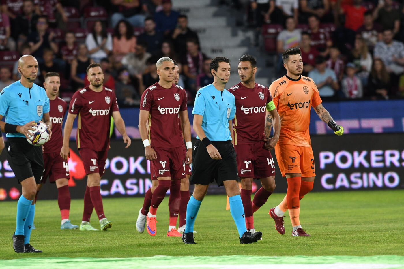 Ce urmează pentru CFR Cluj, după ce banii din Liga Campionilor și Europa League s-au evaporat! Neluțu Varga va trece la măsuri drastice: salarii reduse, transferuri blocate și jucători vânduți | SPECIAL