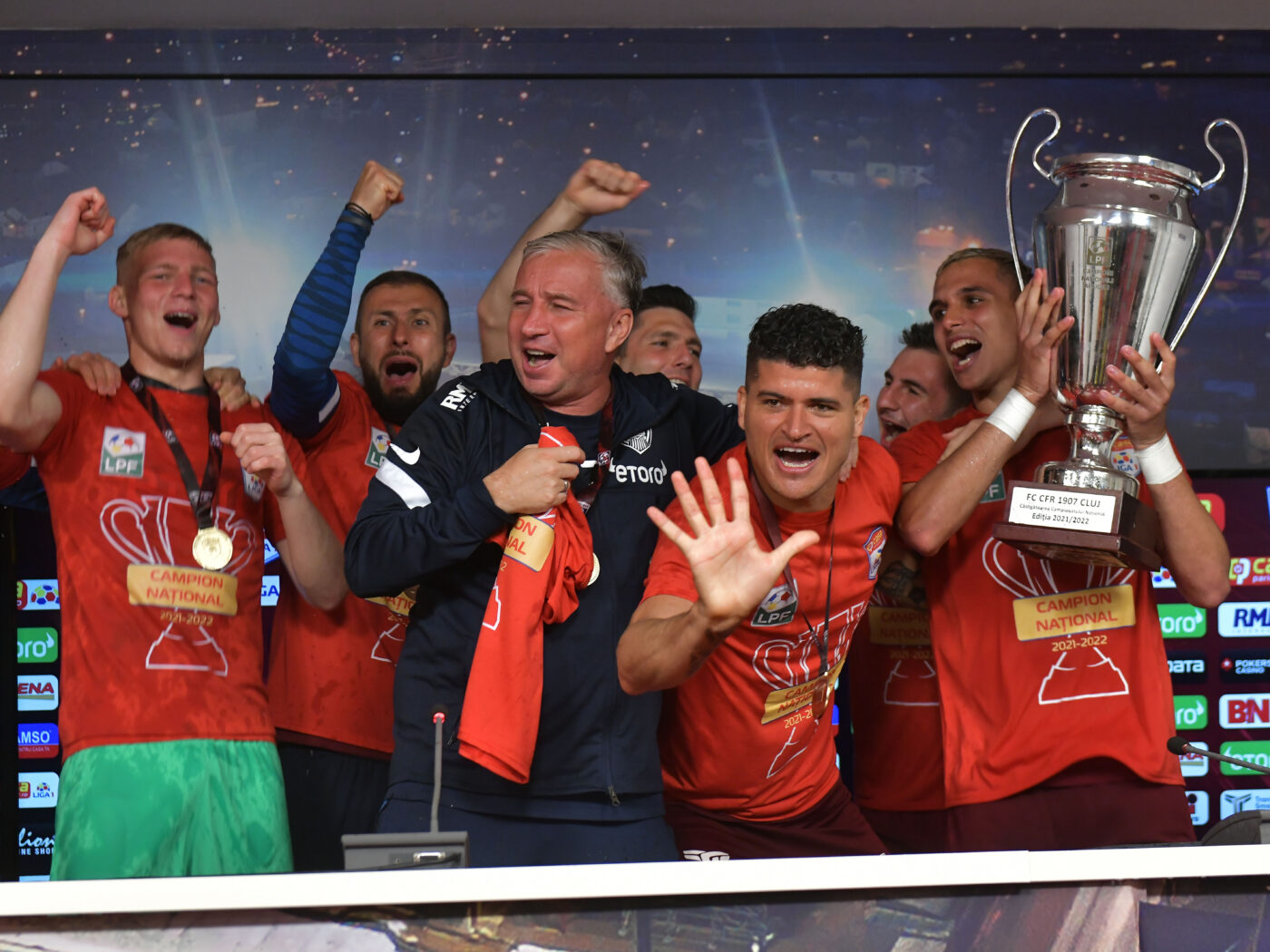 CFR Cluj, transfer bombă pentru a forța intrarea în grupele Ligii Campionilor! S-a înțeles cu portarul de națională şi acesta va semna contractul! EXCLUSIV
