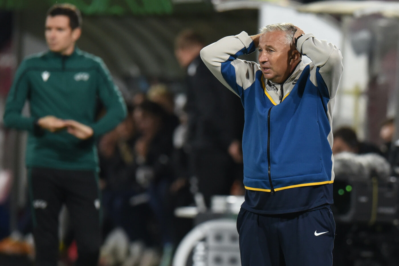 De ce a plecat singur Dan Petrescu către Maribor. Cristi Balaj a dezvăluit motivul neplăcerii „Bursucului”