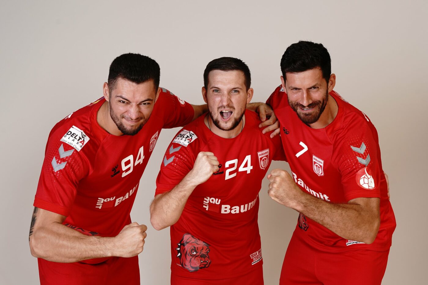 Dinamo, tragere foarte bună în Liga Campionilor! „Dulăii” pot visa la o calificare istorică într-o grupă cu PSG și Veszprem. Adversarele campioanei României și cine transmite la TV
