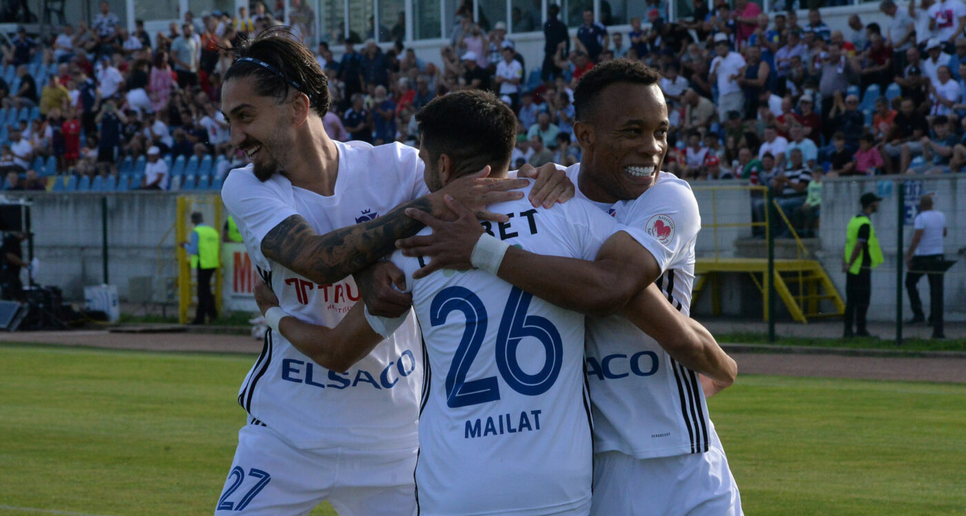 FC Botoșani a perfectat încă două transferuri! Fotbalistul care intrase în depresie la Dinamo a semnat cu liderul din Superliga