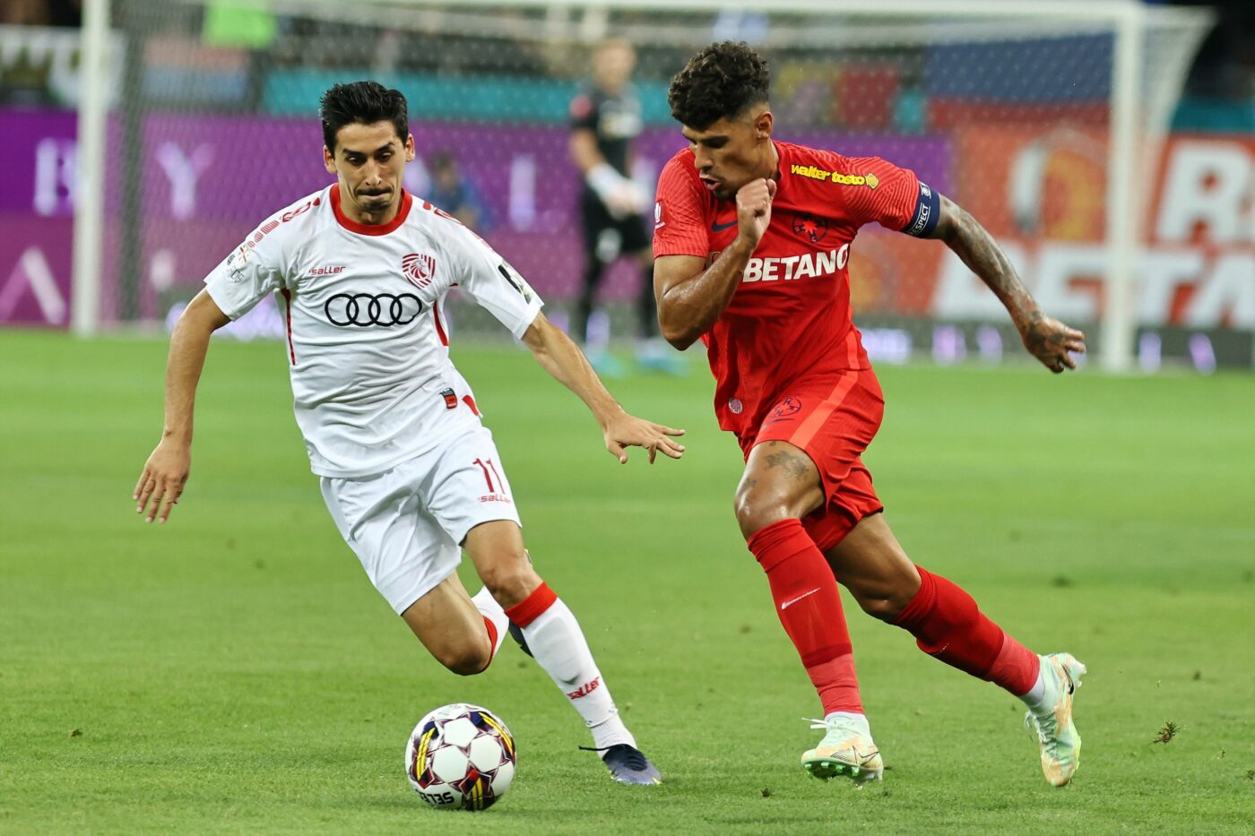 Florinel Coman, fabulos la finalul meciului cu Saburtalo! Urare incredibilă din partea noului căpitan de la FCSB pentru Florin Tănase: „Succes! Îi place orezul, să-și vadă de treaba lui!”