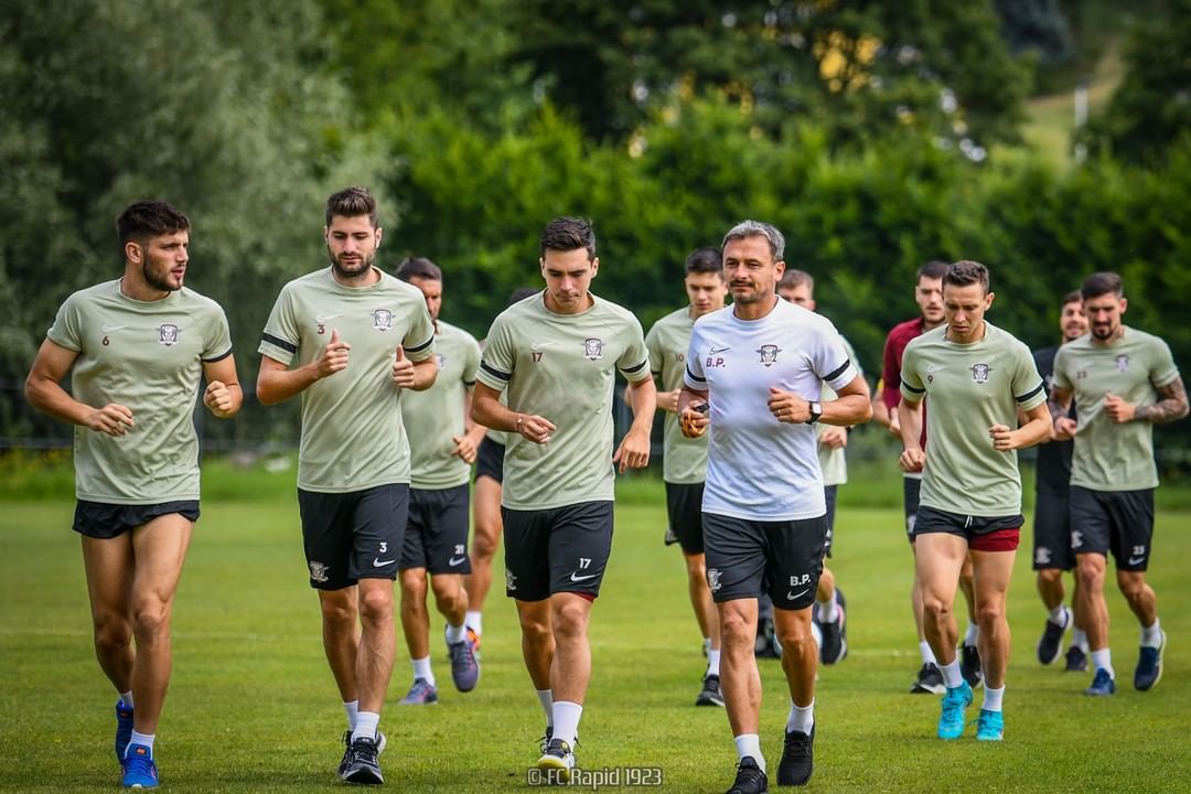 Jucătorul transferat de Rapid, desființat de Dinu Gheorghe. „Juca înaintea lui și dacă venea de la nuntă! A acceptat statutul de rezervă!” | VIDEO EXCLUSIV ProSport LIVE