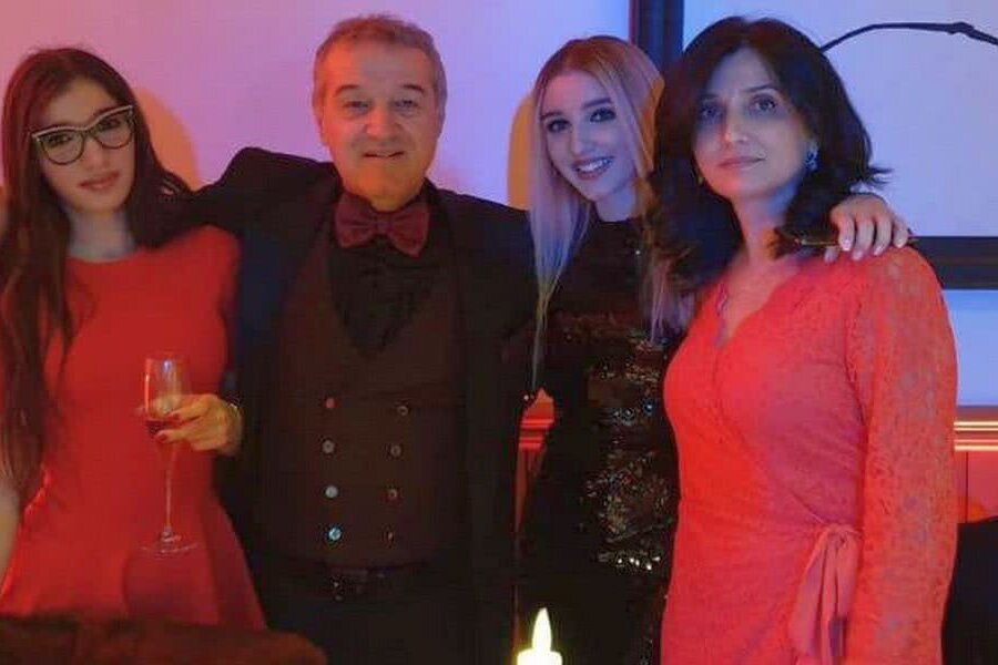 Gigi Becali își pune moștenitoarele la conducerea FCSB! „Nu las doar unei fete, las la toate trei!” Cum împarte acțiunile + De ce nu-l pune pe ginerele său la șef la formația „roș-albastră”
