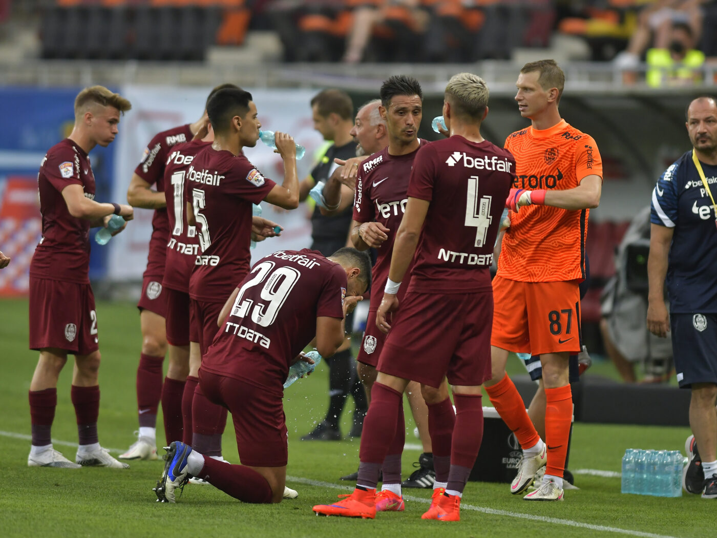 Primul jucător dat afară de la CFR Cluj după remiza cu Pyunik Erevan. „Da, am reziliat contractul! Nu avea voie să aibă cuvinte urâte la adresa clubului”