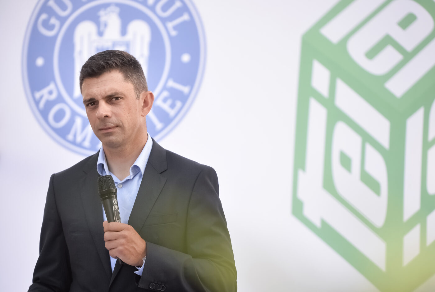 Președintele CNCD îl contrazice pe ministrul Eduard Novak. „A fost consiliat eronat! Ordinul încalcă legislația UE!”
