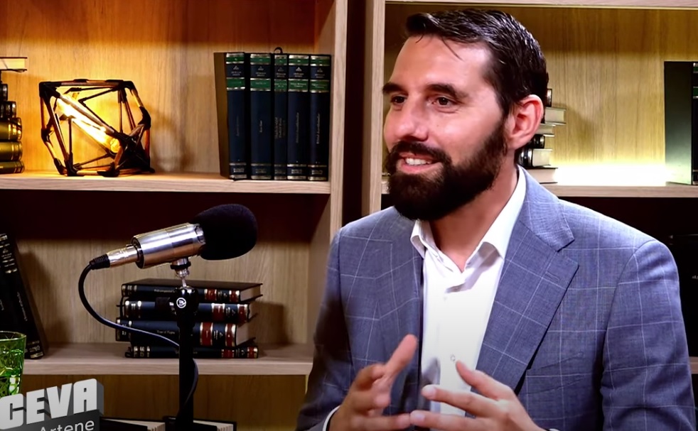 Principele Nicolae, dezvăluiri despre pasiunea pentru sport în podcast-ul „Altceva cu Adrian Artene”: „Cu ei am ținut când eram în Anglia!” | VIDEO