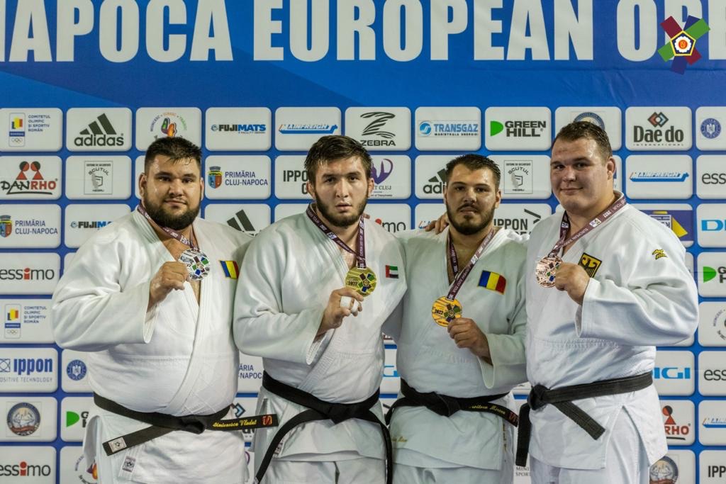 Vlăduț Simionescu revine pe podiumul internațional. Judoka ieșean a cucerit argintul la Cupa Europeană de la Cluj-Napoca. ”Mă bucur că am revenit la forma pe care o aveam anul trecut”