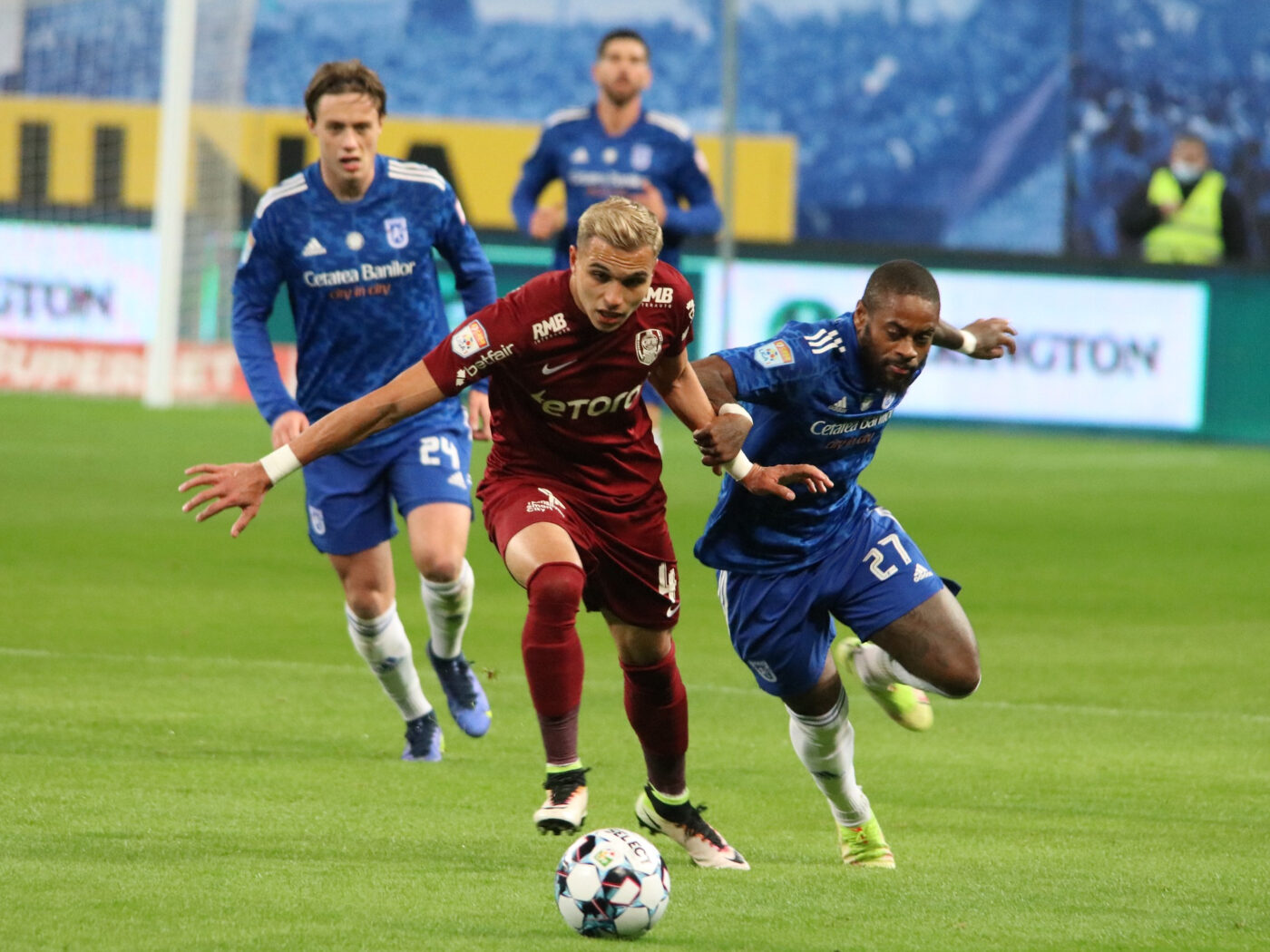 Lovitură pentru CFR Cluj! Meciul cu FC U Craiova se va disputa în acest weekend, deși ardelenii au solicitat amânarea! În ce zi va avea loc partida