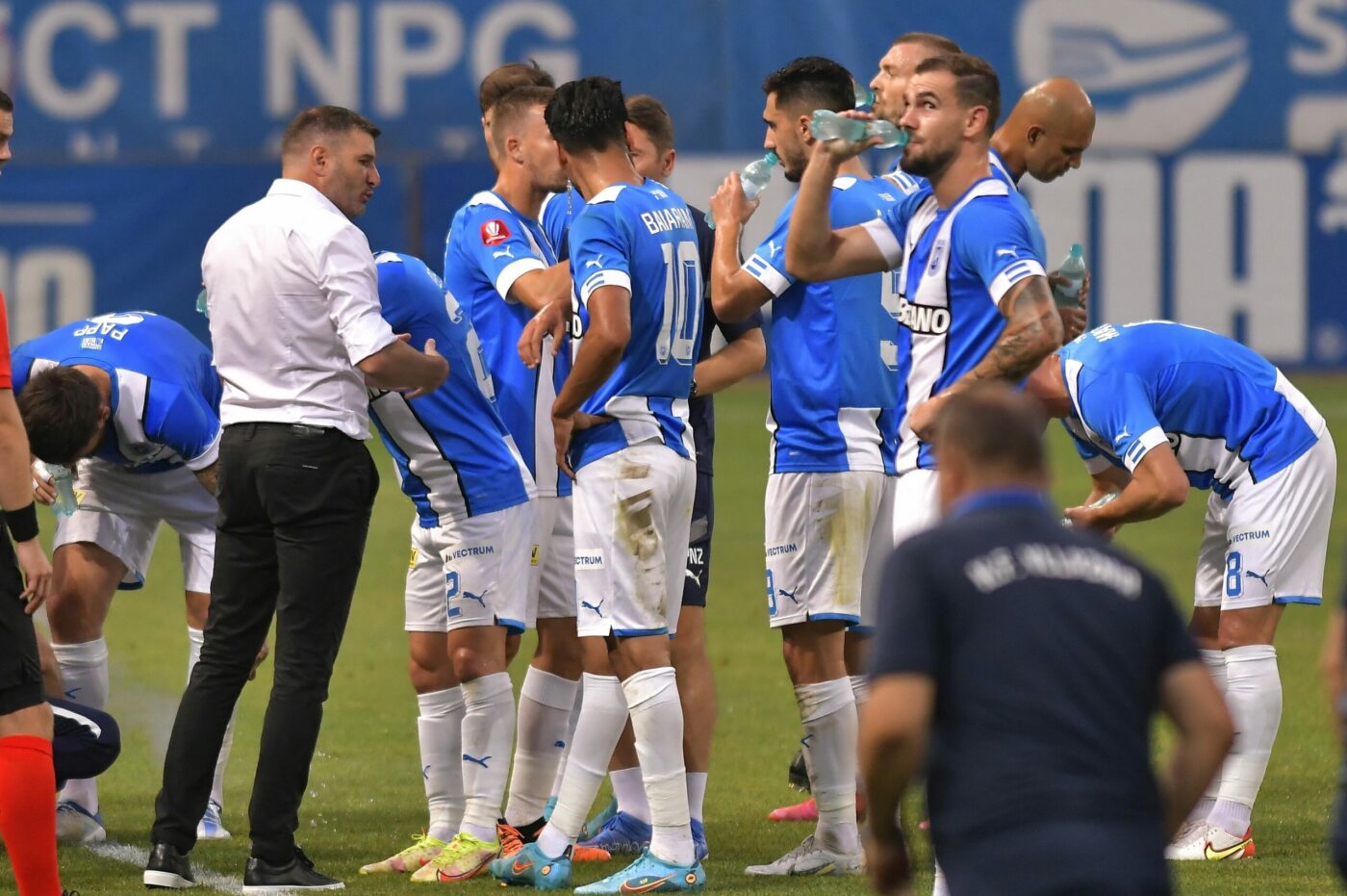 Toate cele patru echipe românești s-au calificat mai departe în Conference League. De cine trebuie să treacă formațiile noastre pentru a se califica în play-off-ul competiției