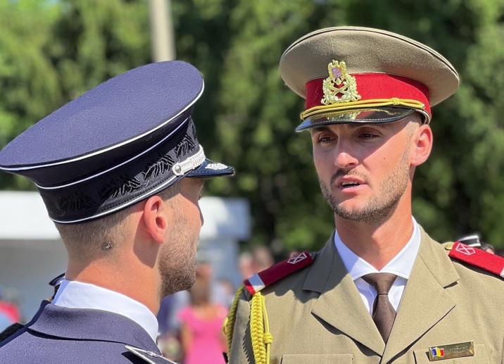 Doi frați sub arme! Ciprian Tudosă, vicecampion olimpic la canotaj și angajat la MApN, are motive de mândrie: fratele a absolvit Academia de Poliție | SPECIAL