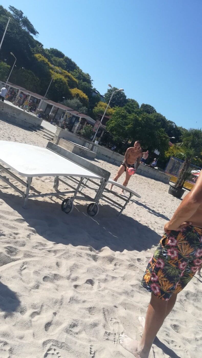 Cum arată, de fapt, Denis Alibec, acuzat că este prea gras pentru un sportiv! Imagini surprinzătoare cu atacantul echipei naționale | FOTO EXCLUSIV