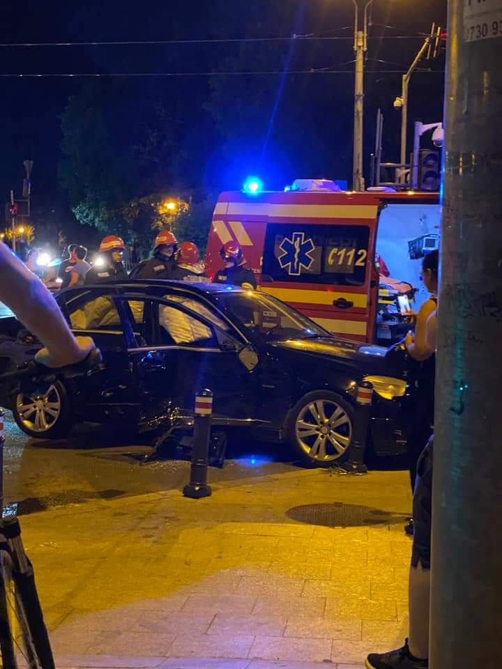 George Merloi, fotbalist la FC Voluntari, implicat într-un accident auto azi-noapte în București! Trei persoane au ajuns la spital | FOTO & VIDEO
