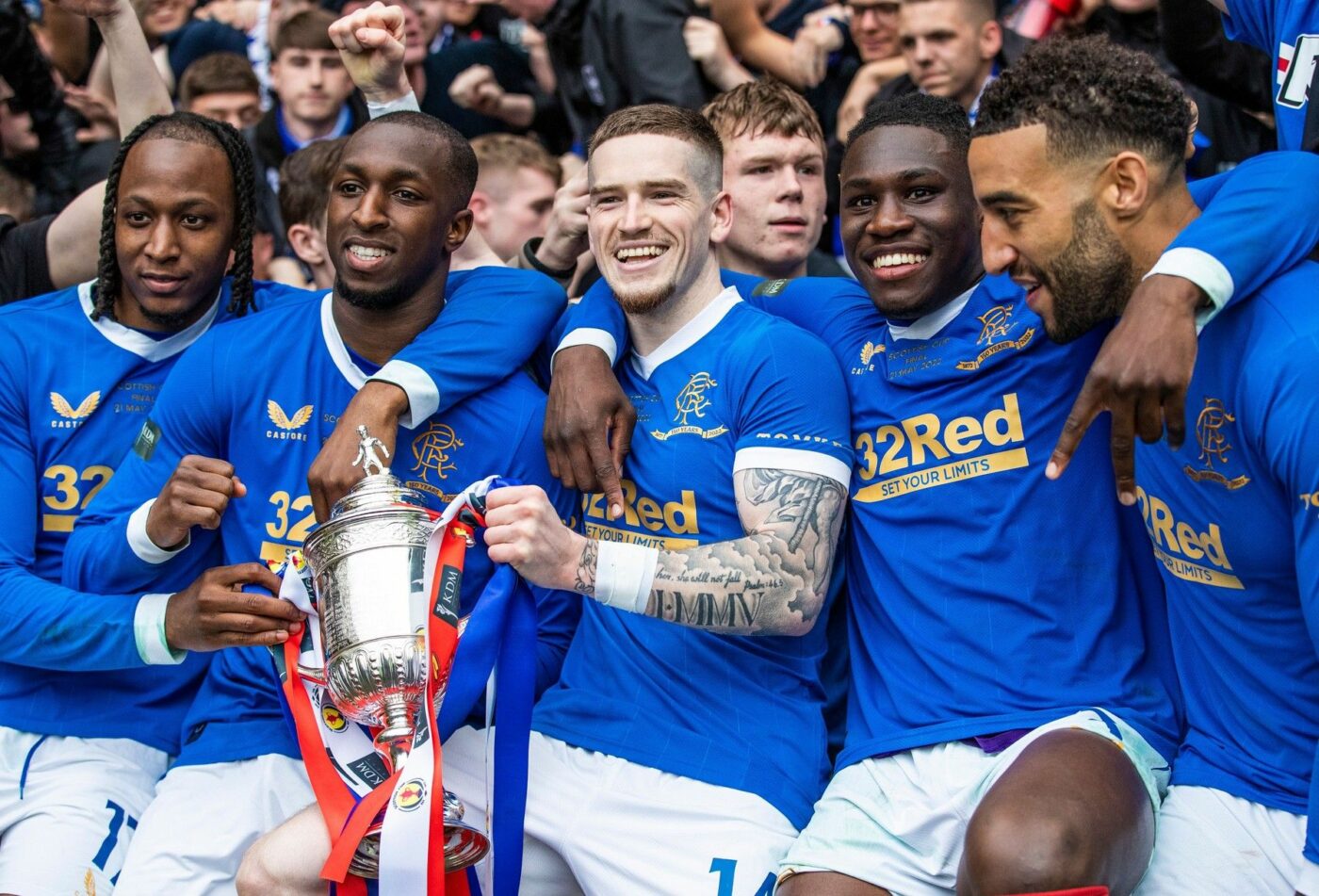 Un coechipier al lui Ianis Hagi de la Rangers a dat lovitura carierei, după ce s-a transferat la Ajax Amsterdam pentru suma record de 25 de milioane de euro!