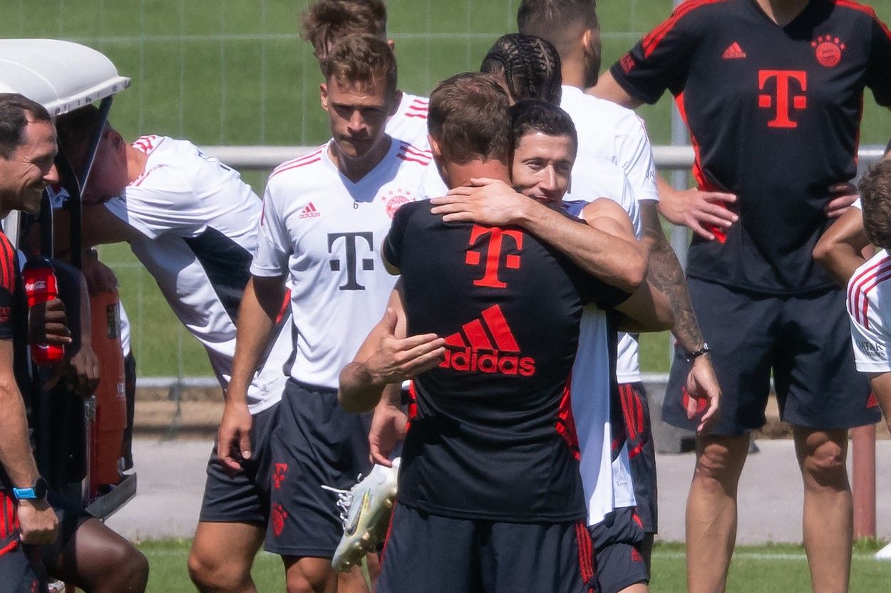 Transfer incredibil! Înlocuitor surpriză pentru golgheterul Robert Lewandowski la Bayern Munchen: un copil de 17 ani!