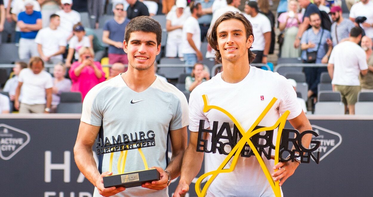 Duelul noii generații din ATP s-a lăsat cu scântei! Lorenzo Musetti, acuzat că a trișat după ce l-a învins pe Carlos Alcaraz în finală la Hamburg | VIDEO