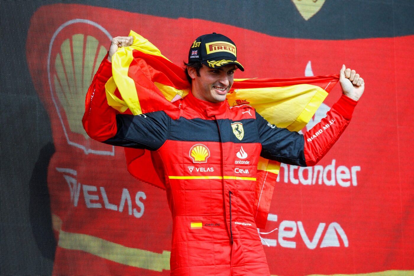 Ce spectacol în Marele Premiu de F1 al Marii Britanii! Carlos Sainz jr. obține prima victorie din carieră la finalul unei curse pline de incidente