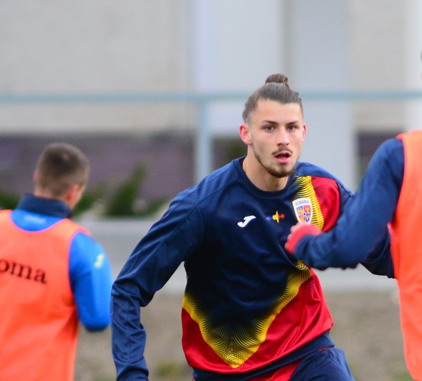 Radu Drăgușin, aproape de un transfer istoric! AC Milan îl vrea pe fotbalistul român