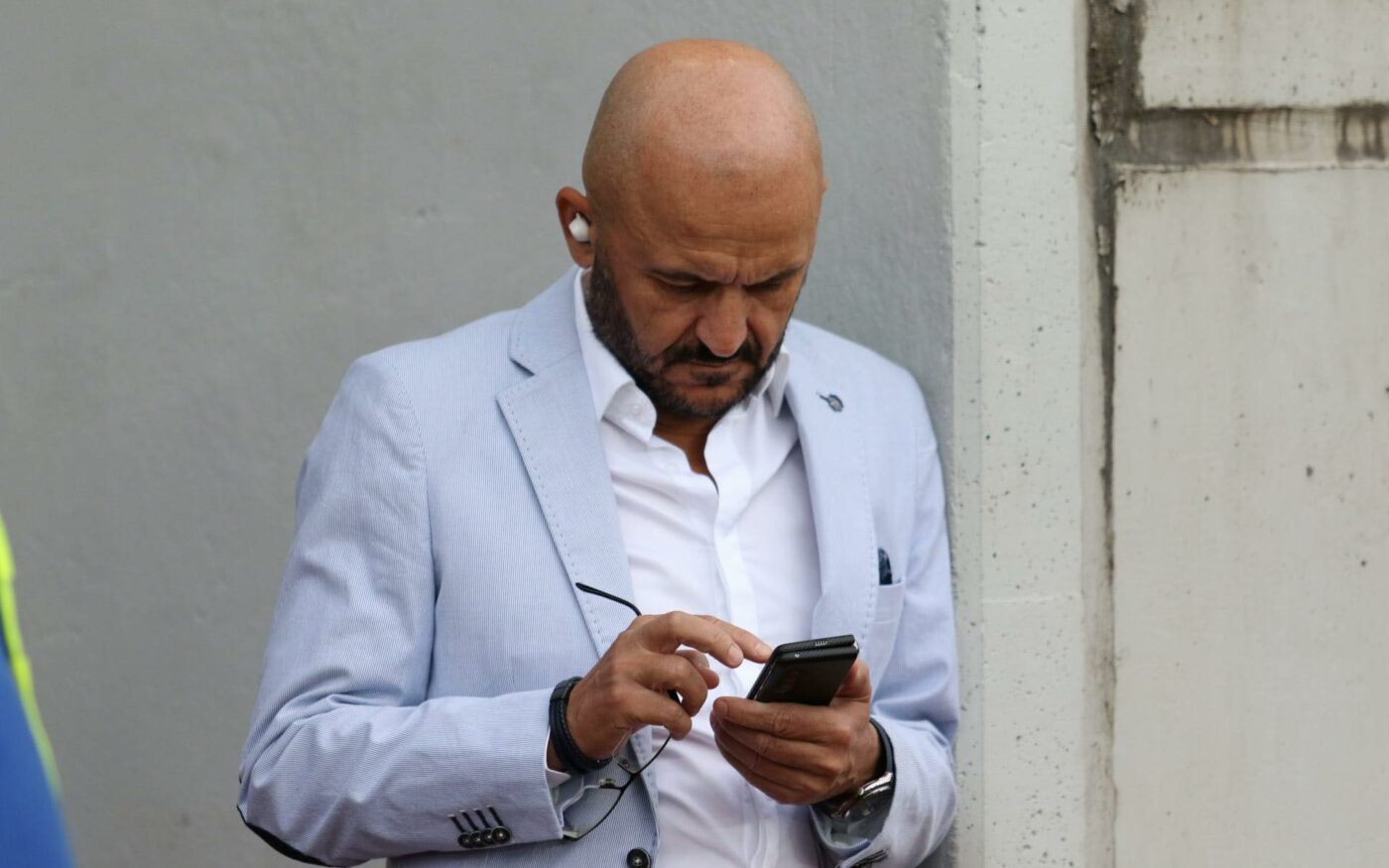 Adrian Mititelu, reacție furioasă la adresa fanilor lui FC U Craiova: „Au zburat 12 milioane de euro, voi ați cumpărat 600 de abonamente și mă înjurați de dimineața până seara”