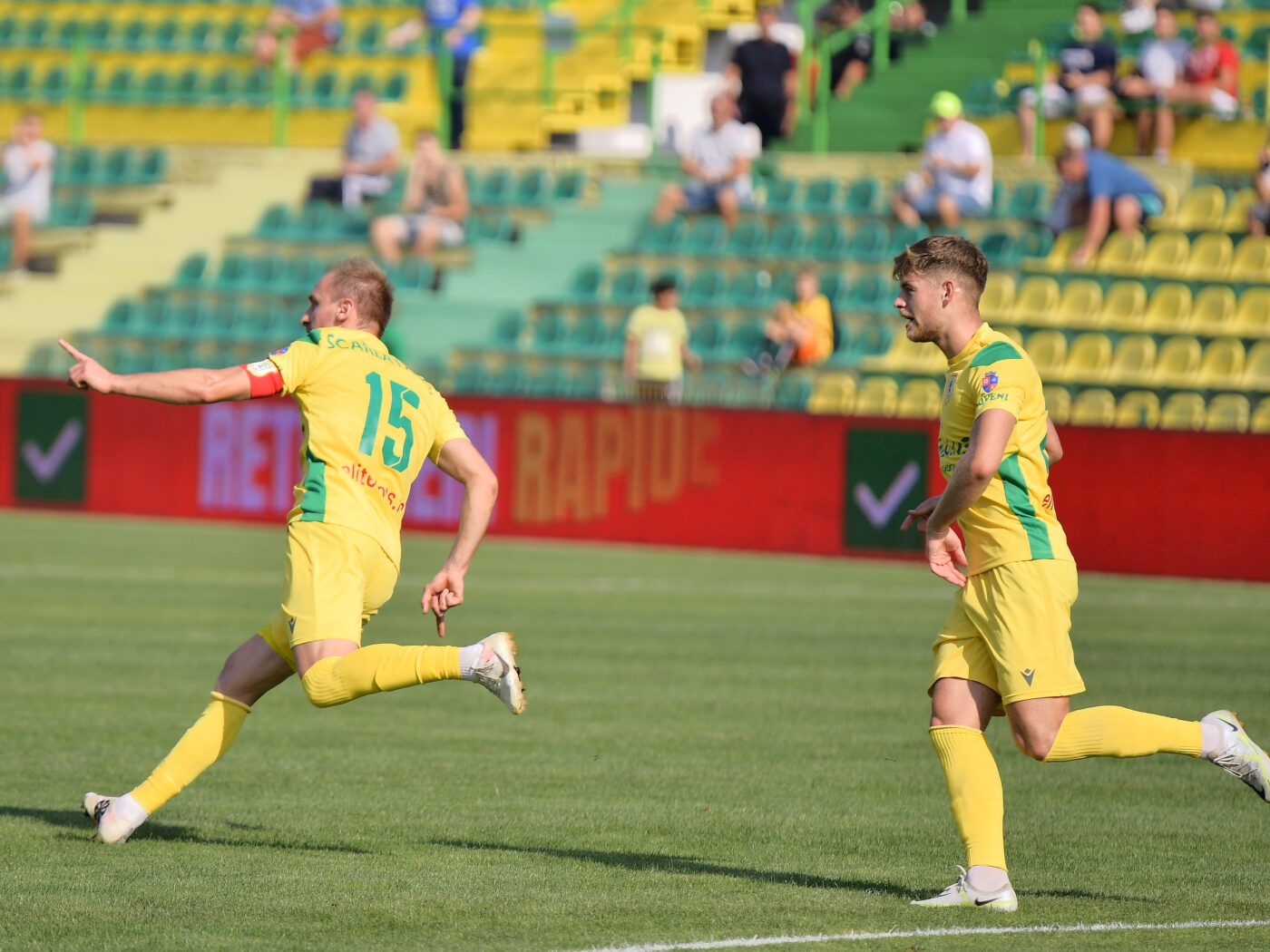 UTA – CS Mioveni, Live Video Online, de la ora 14:30. Duel pentru evitarea retrogradării în Superliga