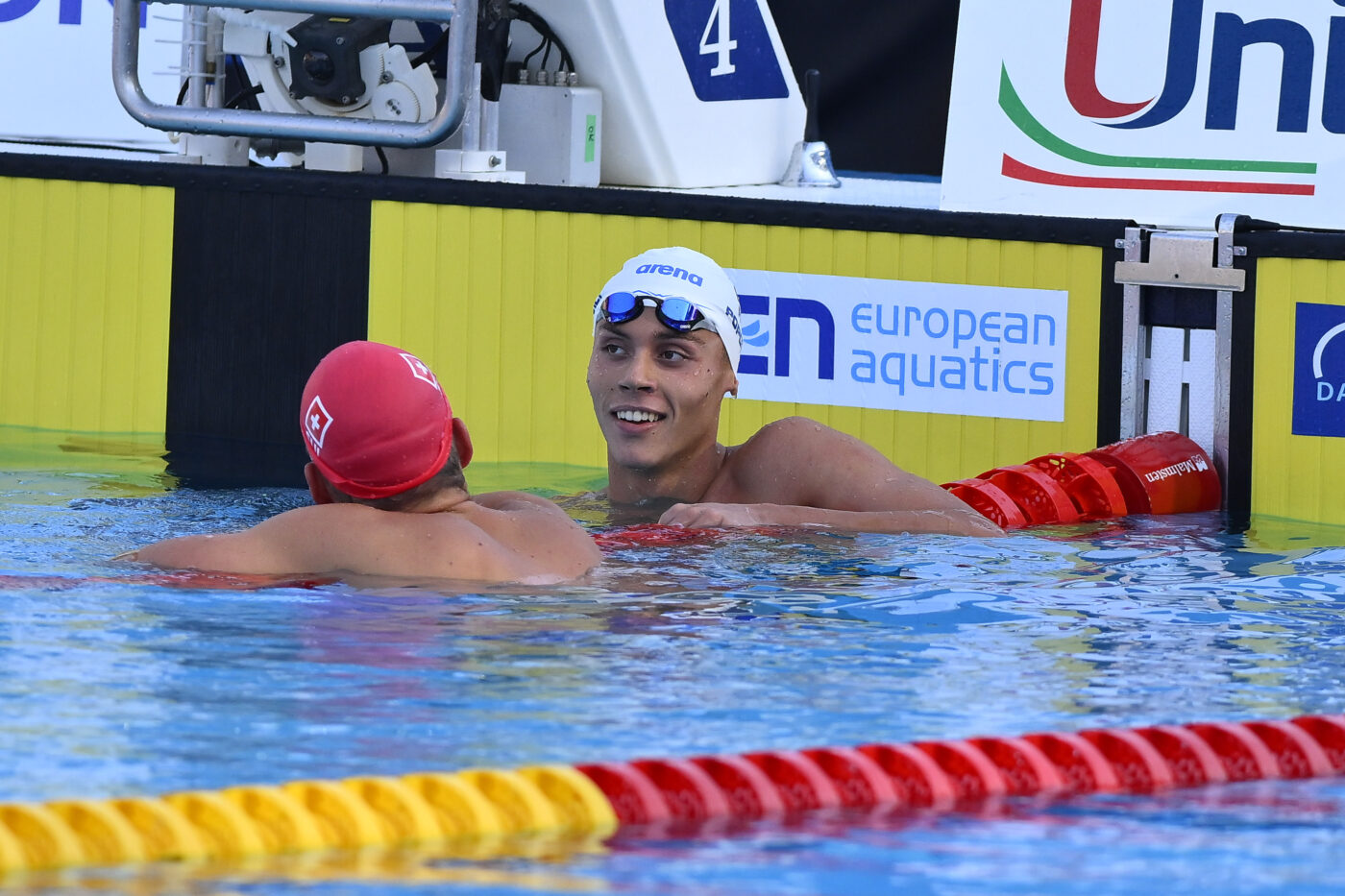 Începe Campionatul Mondial de Înot pentru juniori! Cine transmite cursele lui David Popovici de la turneul de la Lima