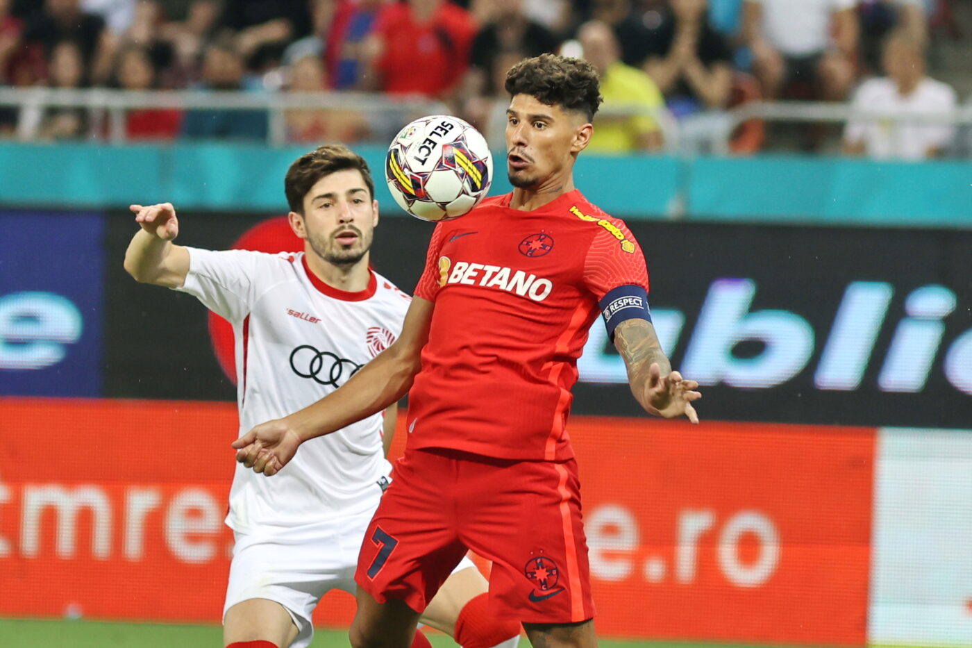 FCSB, avertizată după ce Florinel Coman s-a recuperat la „vraciul” Marijana Kovacevic. „Tratamentul pe care ea îl face nu vindecă leziunea!”