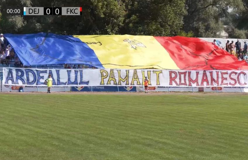 Csikszereda, pusă la zid la primul meci în Liga 2! Suporterii Unirii Dej „au luat foc” în partida de sâmbătă: „Ținutul Secuiesc nu există!” | VIDEO