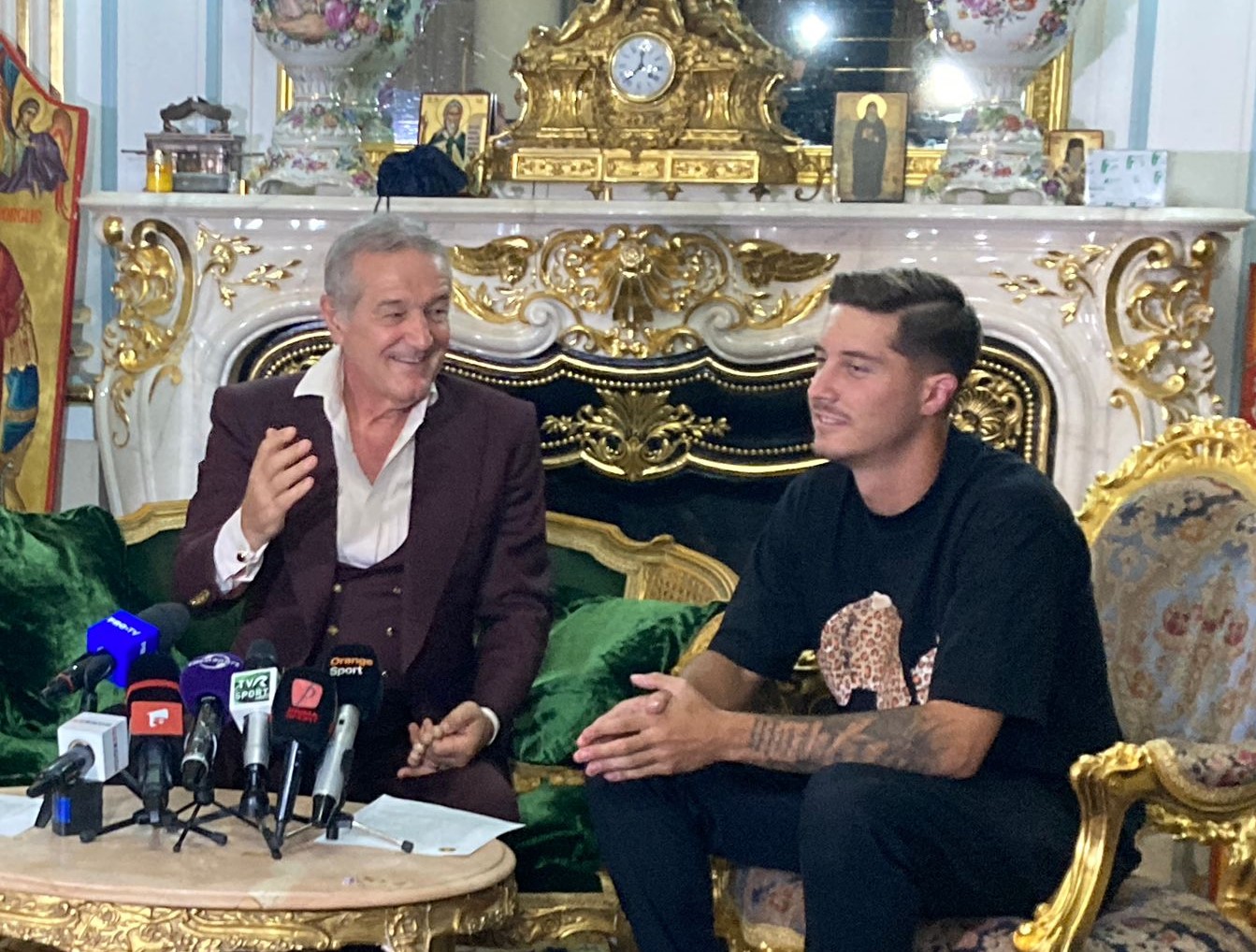David Miculescu, asemănat de Gigi Becali cu un atacant uriaș din Europa. „La fizicul pe care îl are poate să ajungă ca el!”