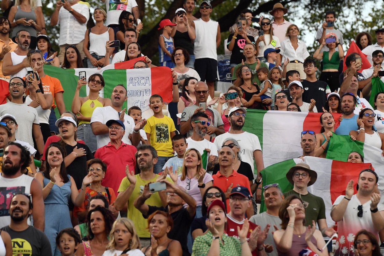 David Popovici, star la Roma! I-a cucerit definitiv pe fani după ce a scris istorie la Campionatele Europene: „Toți italienii țineau cu el!” Ce a aflat românul chiar înainte de cursă | EXCLUSIV