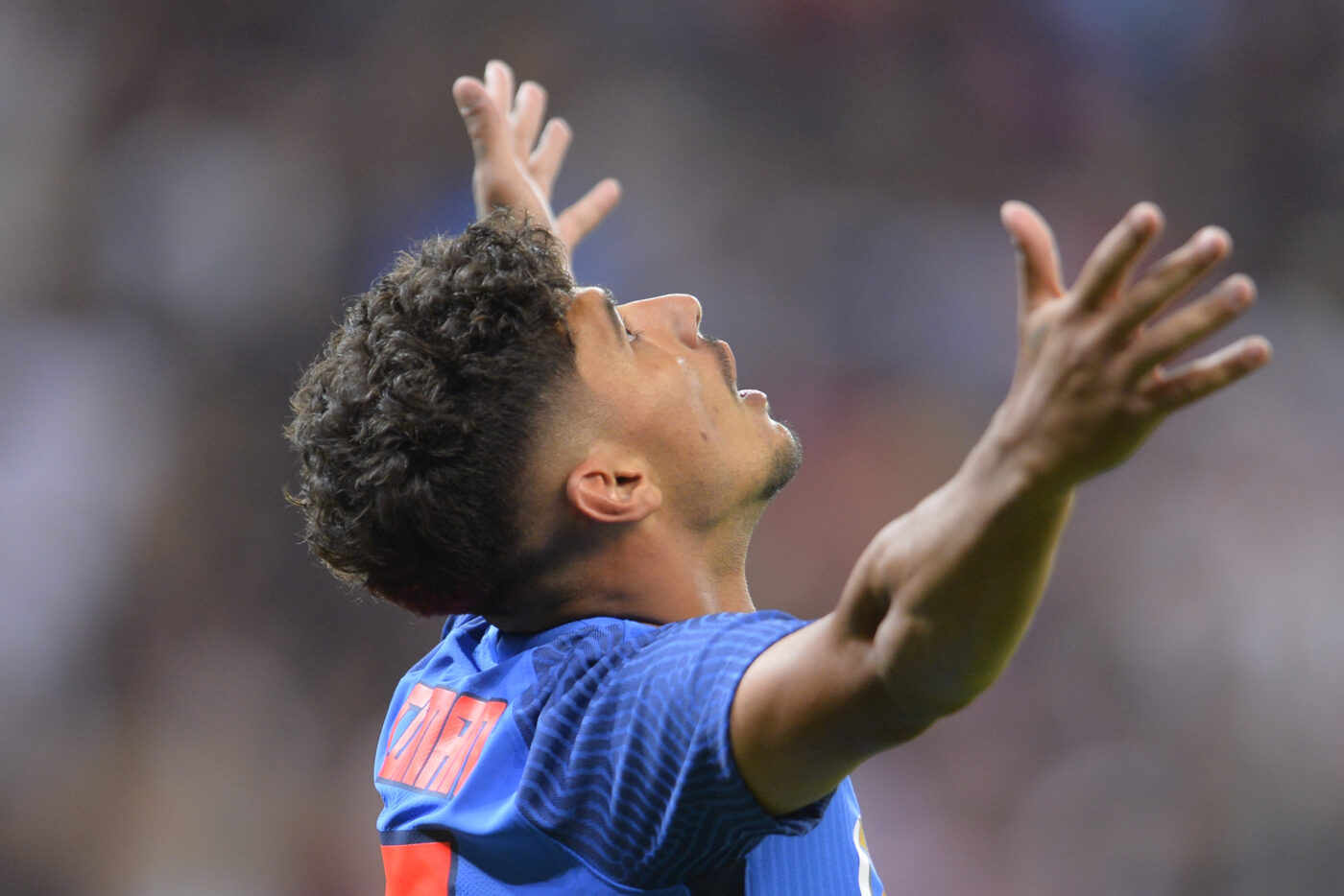Florinel Coman, aproape de eliminare cu Farul! Căpitanul lui FCSB a înjurat și a protestat în fața lui Cătălin Popa: „Folosește cuvinte inferioare! Nu aș avea ce să-i reproșez”