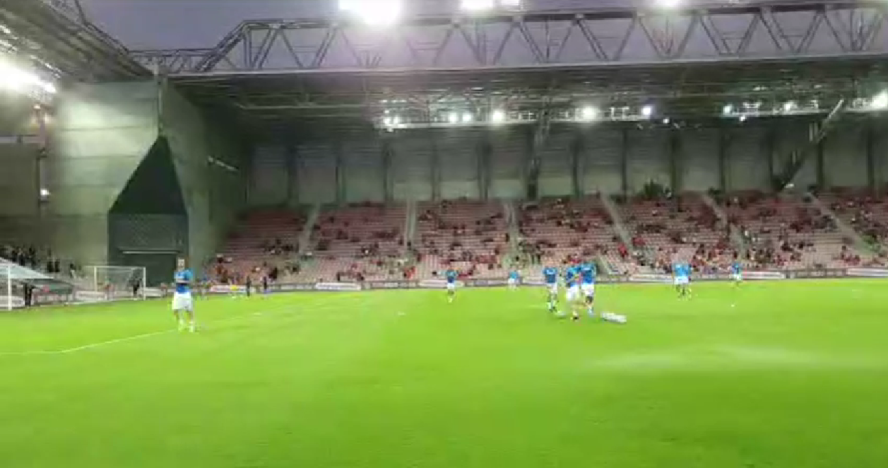 Atmosferă incendiară în Israel! Elevii lui Mirel Rădoi, huiduiți de ultrașii lui Hapoel Beer Sheva | VIDEO