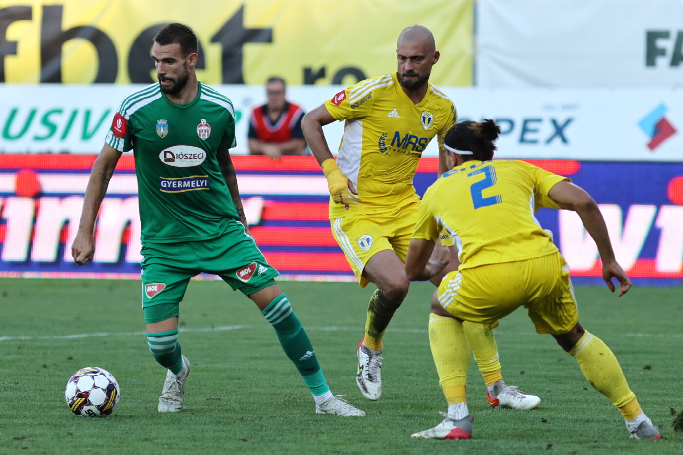 Petrolul, ce lovitură! Gabi Tamaș rămâne la Ploiești! Conducerea clubului a făcut marele anunț: „Suntem cu banii la zi! Mergem cu Tamaș la război!” | EXCLUSIV
