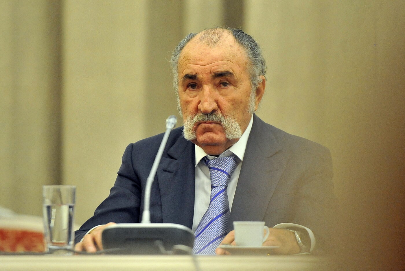 Ion Țiriac vorbește despre David Popovici și dă un exemplu din Franța: „Clădisem un club acolo! Cine-mi vine într-o dimineață la cafea? Michel Platini! Du-te dracu’ la fotbal”