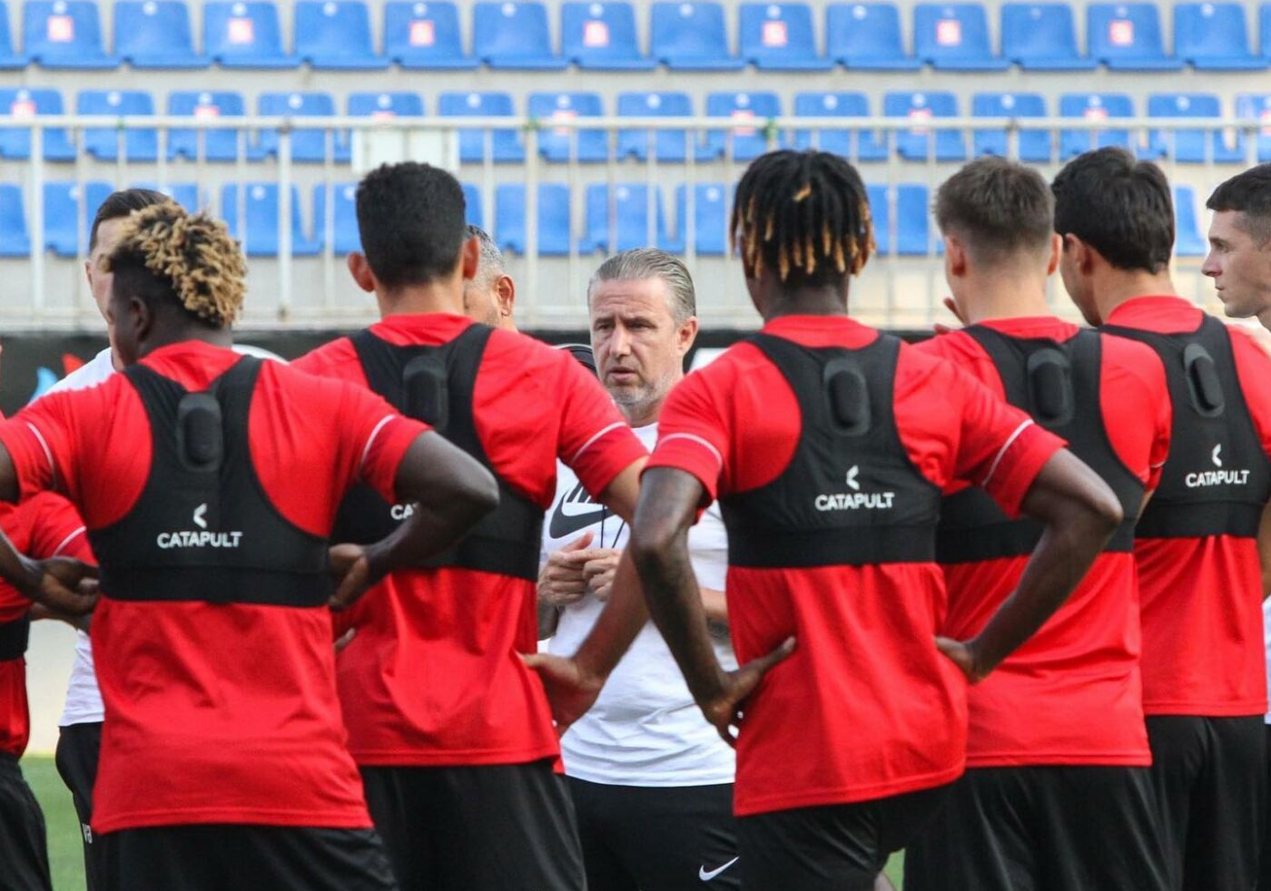 Laurențiu Reghecampf, un nou pas greșit în Azerbaijan! Neftchi Baku, eșec în derby-ul cu Sabah