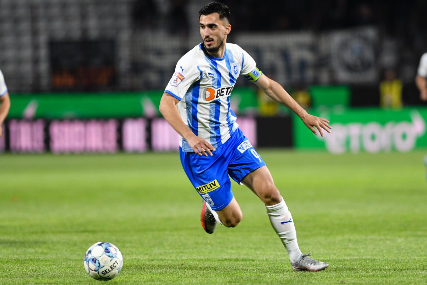 Universitatea Craiova – CS Mioveni 1-0, Live Video Online, în etapa a cincea din Superliga | Andrei Ivan deschide scorul cu o execuție superbă. Pauză la Severin
