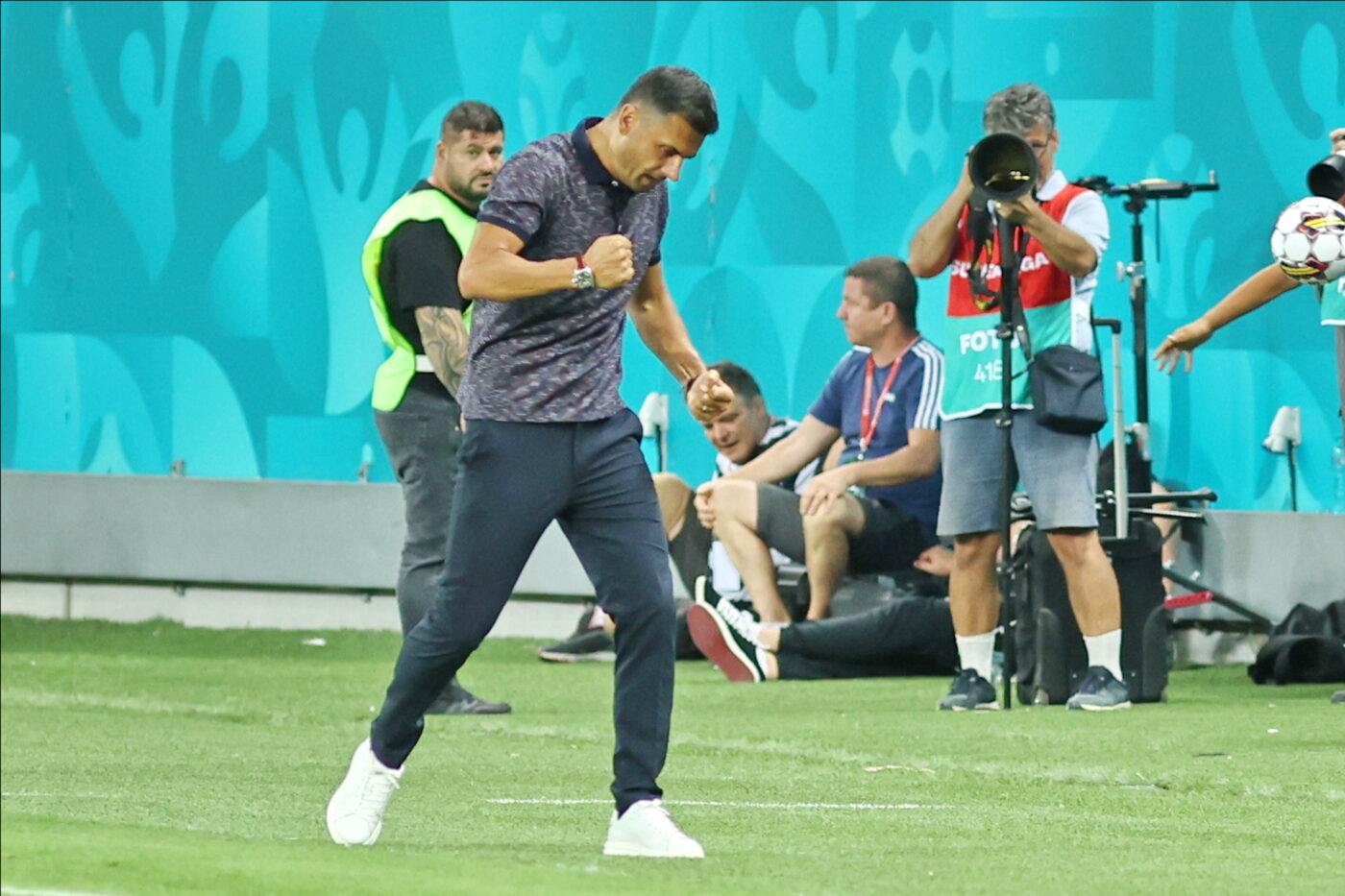 Nicolae Dică, out de la FCSB? „Își imaginează că își joacă postul în aceste meciuri” | EXCLUSIV ProSport Live