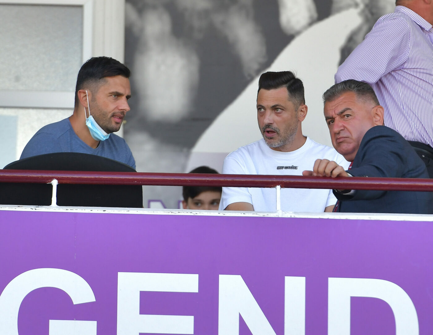 Nicolae Dică l-a sunat pe Mirel Rădoi după ce Universitatea Craiova a fost eliminată din Conference League! Ce au discutat cei doi. „Știu prin ce trece!”