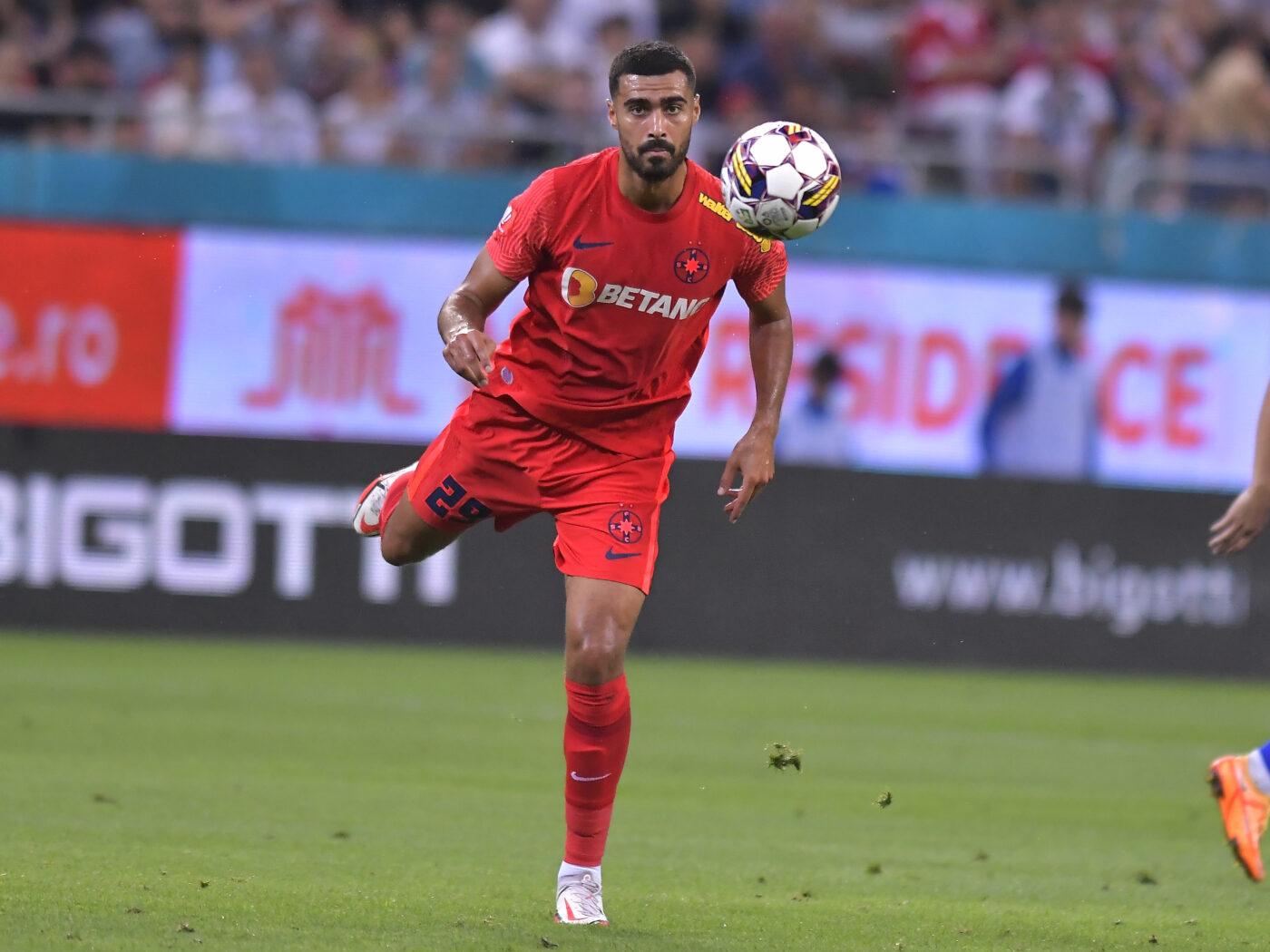 O echipă din Superliga, propunere șocantă pentru Gigi Becali. „Să mi-l dea pe Bouhenna și 500.000 de euro!”