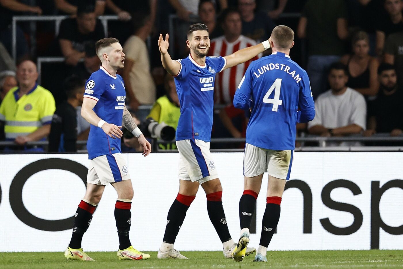 Top Pariu: 100% Champions League » Pachetul Zilei ajunge la cota 13.84 »»