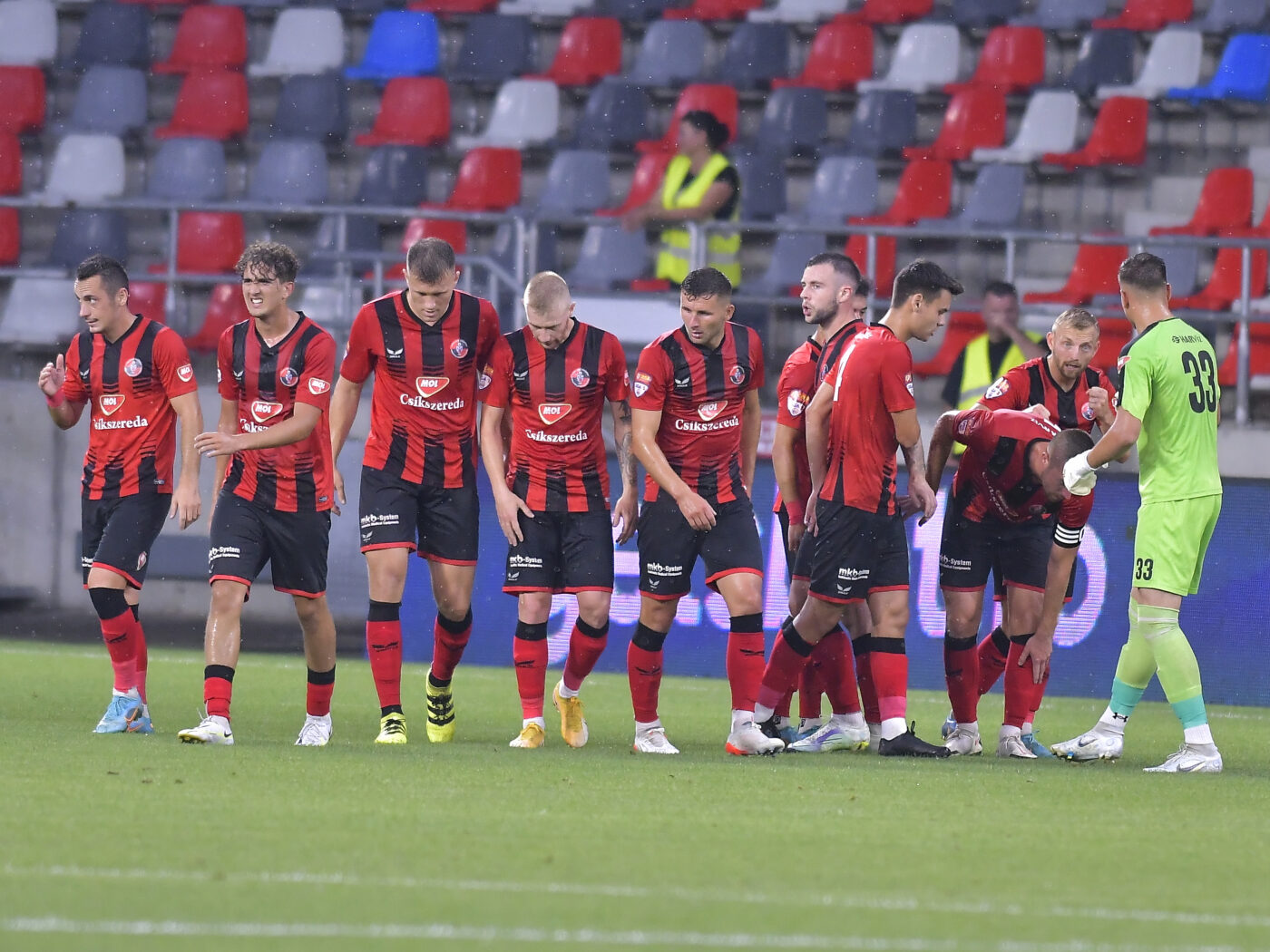 Pentru asta sunt plătiți, mai nou, conducătorii din fotbal? Președintele echipei FK Miercurea Ciuc l-a făcut praf pe Adi Popa: ”Acest individ nu e doar un fotbalist foarte slab, ci și un mincinos”