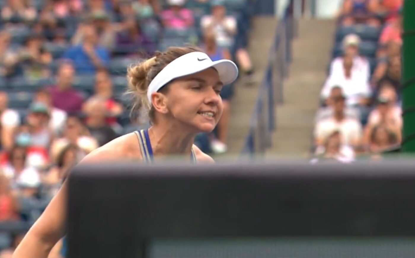Toți au rămas mască la meciul Simonei Halep de la Toronto! Femeia dată în judecată de Mihaela Buzărnescu și-a făcut apariția pe teren: „Îmi venea să o strâng de gât!” FOTO