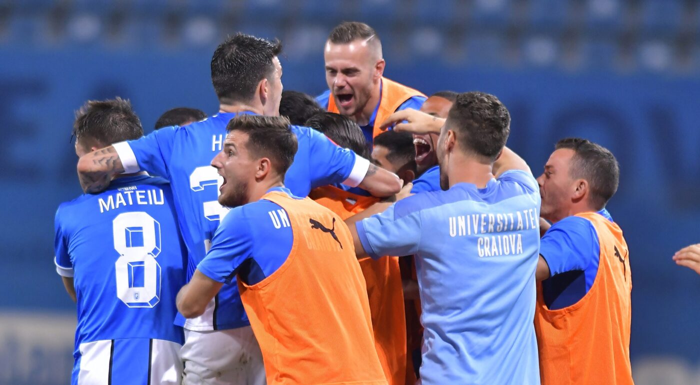 Totul despre dubla Universitatea Craiova – Hapoel Beer Sheva, din play-off-ul Conference League: brigăzile de arbitri, locurile și orele de disputare