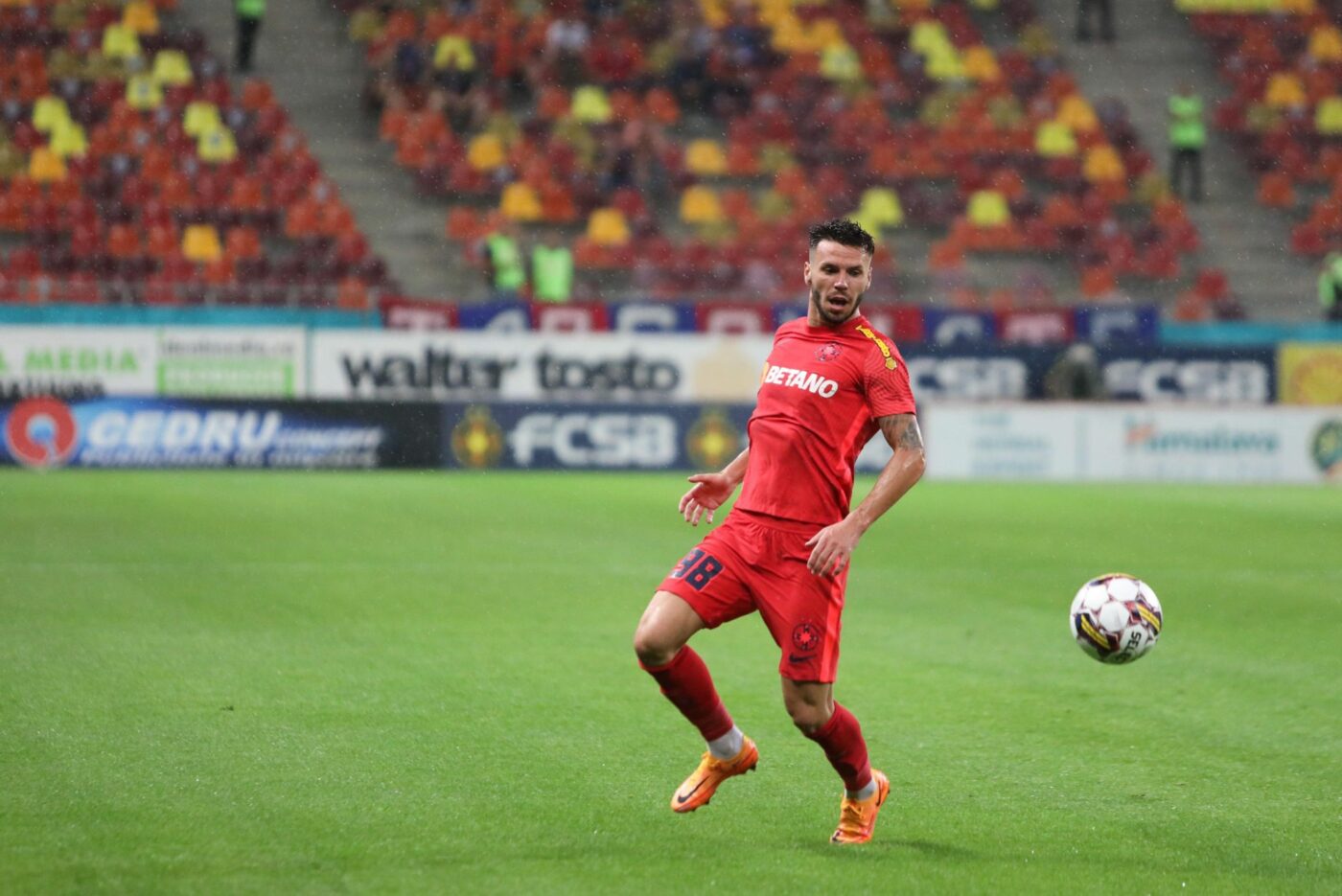 Ce gafă a făcut portarul lui Viking cu FCSB! Andrei Cordea a înscris golul care i-a înnebunit pe românii din tribune | VIDEO